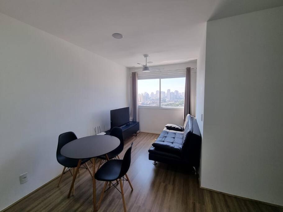Apartamento Apto Ao Lado Da Estacao De Metro Ap08