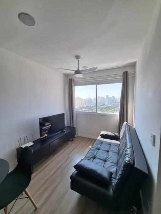 Apartamento Apto Ao Lado Da Estacao De Metro Ap08 *